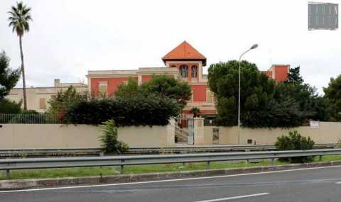Bari: l'enorme e misteriosa "Villa Torrebella", ex casa di cura neuropsichiatrica